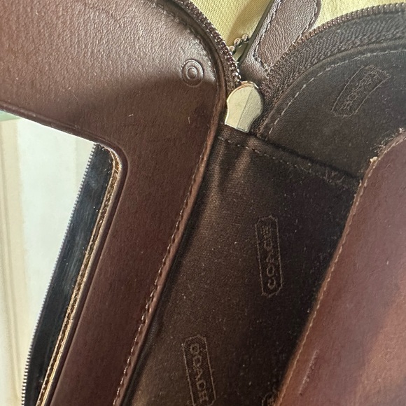 Coach VTG Brown Leather Chubby case - Picture 9 of 9